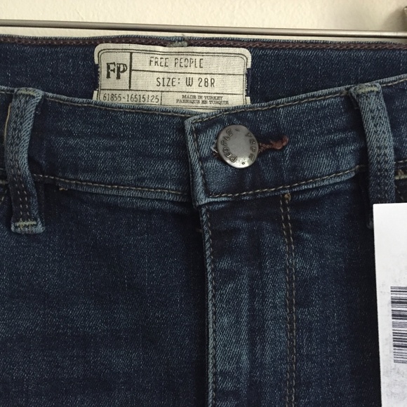 FREE PEOPLE Miles Away High Rise Jeans NWT - Picture 6 of 9